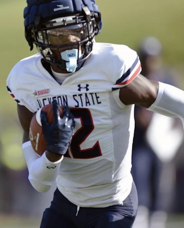 jareq_johnson's tweet photo. I’m am excited to be at Jackson state today! @DeionSanders @GoJSUTigersFB @JacksonStateU @RecruitGeorgia @247Sports @DennisThurman @Big3Sports https://t.co/LgkDPPFXLt