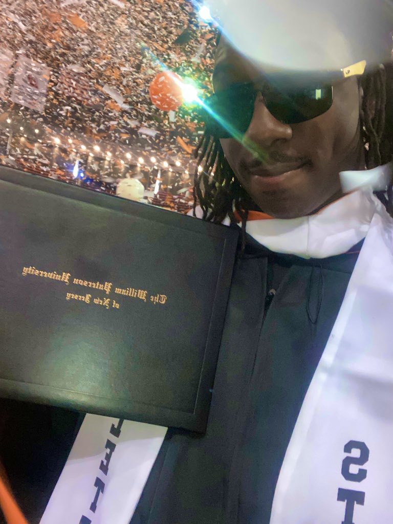 #Heartbreakid🙇🏾‍♂️ tweet media