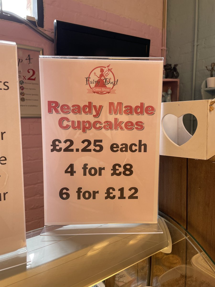 Blakemere Village tweet media