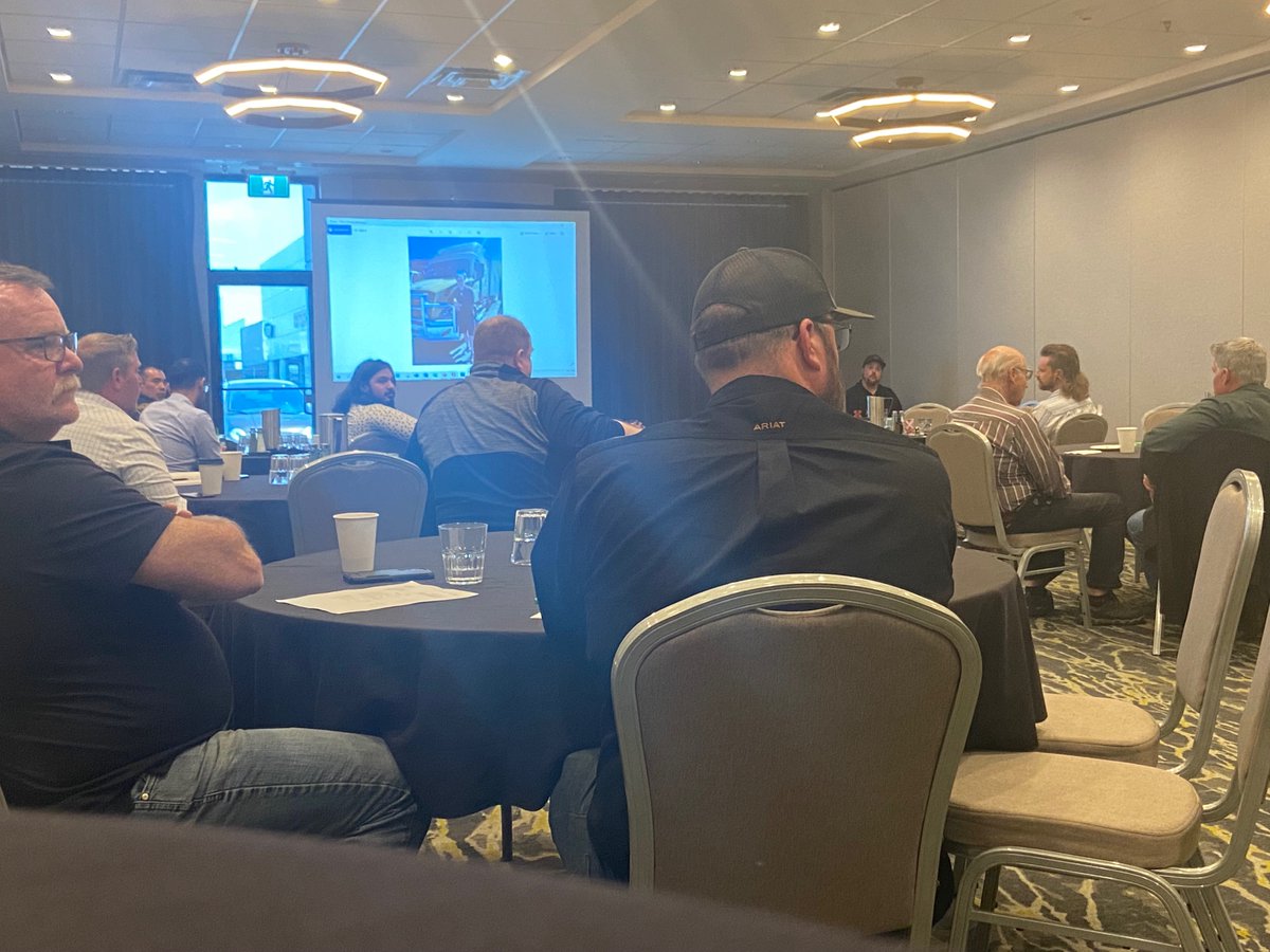 AMTA_ca's tweet photo. Thank you to those who attended our #AMTARegionalMeeting in the air-conditioned comfort of the @HolidayInn on Blackfoot Trail in @cityofcalgary.
Not swinging clubs like our members at the #AMTAGolf tournament but they were still networking and talking transportation #LikeABoss https://t.co/ZgFskM9c2Q
