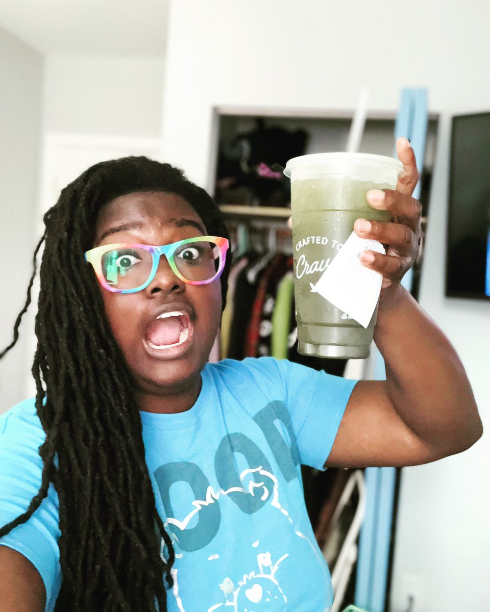 monetwitanisays's tweet photo. THE MATCHA LEMONADE IS BACK, BAYYBYYYYY!!! #siptopia @Wawa https://t.co/IHC1kYQE5F