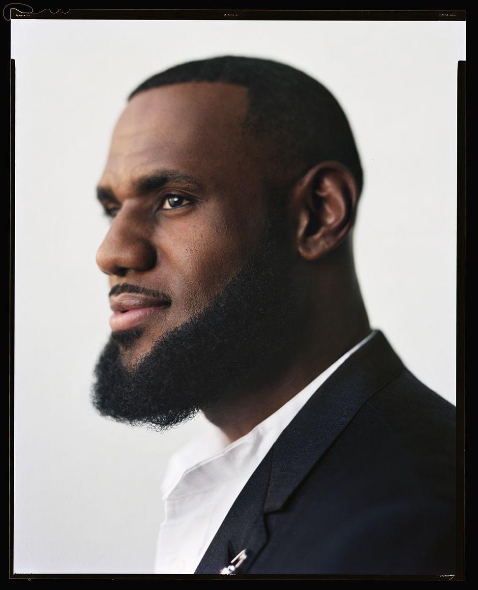 Forbes estimates that LeBron James has officially become a billionaire 👑