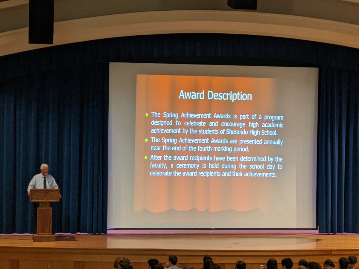jim_angelo_1969's tweet photo. #SHSINSPIRES Ss by celebrating their academic accomplishments as well as their willingness to give to peers as a Peer tutor. Over 140 recognitions -- that's almost 10% of the total enrollment!! @fcpsk12 has a lot to be proud of! @DaveSovine @BrianJH82 https://t.co/XHd9YqNkSU