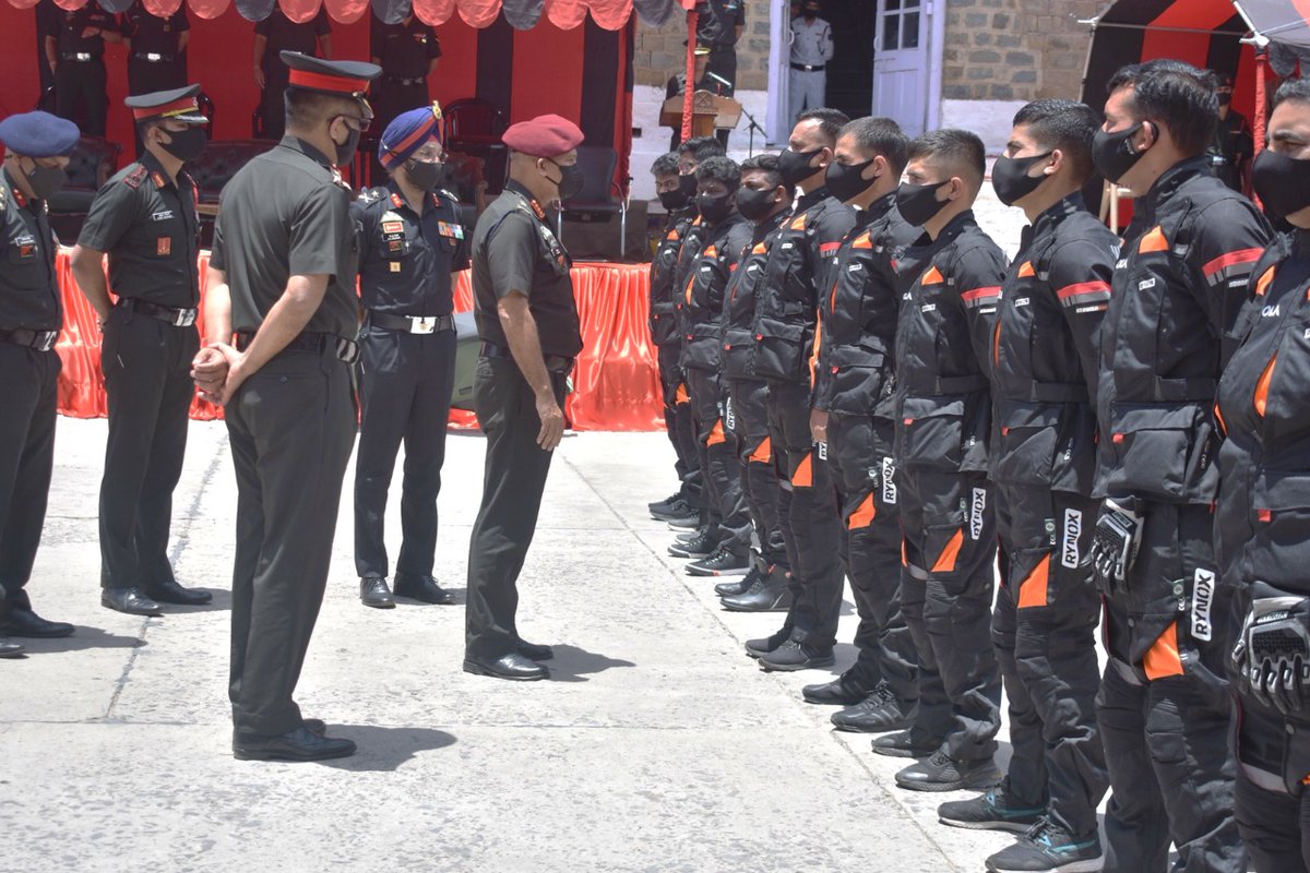 suryacommand's tweet photo. #IndianArmy 
#InStrideWithTheFuture
An e-Scooter rally from Kasauli to Shipki La was flagged off by GOC-in-C, #SuryaCommand. The Surya Command Team led by Capt V Rana with 11 soldiers will traverse the tough terrain from Kasauli, Karcham, Ropa to Shipki La (13000 ft).
@adgpi https://t.co/YIk2r3fpH2