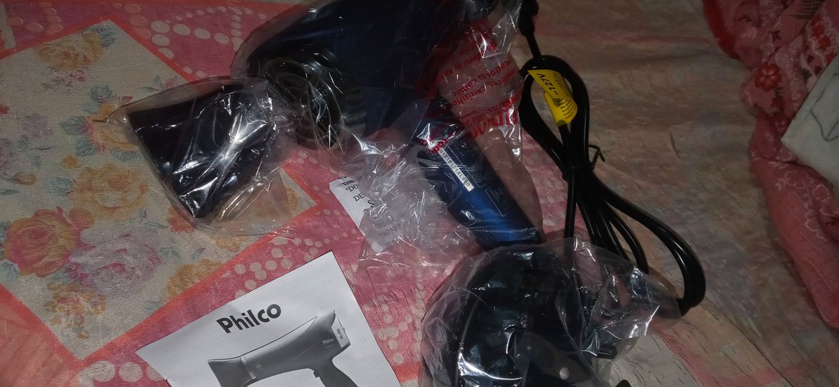 Isah_jsilva05's tweet photo. 😍😍😍😍Chegou hj meu Secador de Cabelos Philco Difusor 2100w PSC08AZE 
Amei , bem potente , leve e pratico 😘
E vem com nota fiscal e garantia de 12 meses.

#Acheinashoppe
#Shoppelovers

📲📱Link: https://t.co/LWUGDB6AJP https://t.co/chIljzyNtu