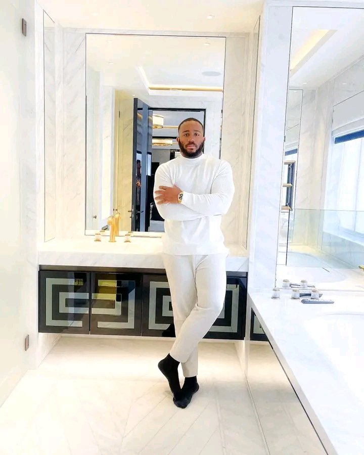 OptionzDadaz's tweet photo. This is my brother! I love you bro ❤❤
@RealKiddWaya
#wayadem n #30BG https://t.co/OZgKgAkt2K