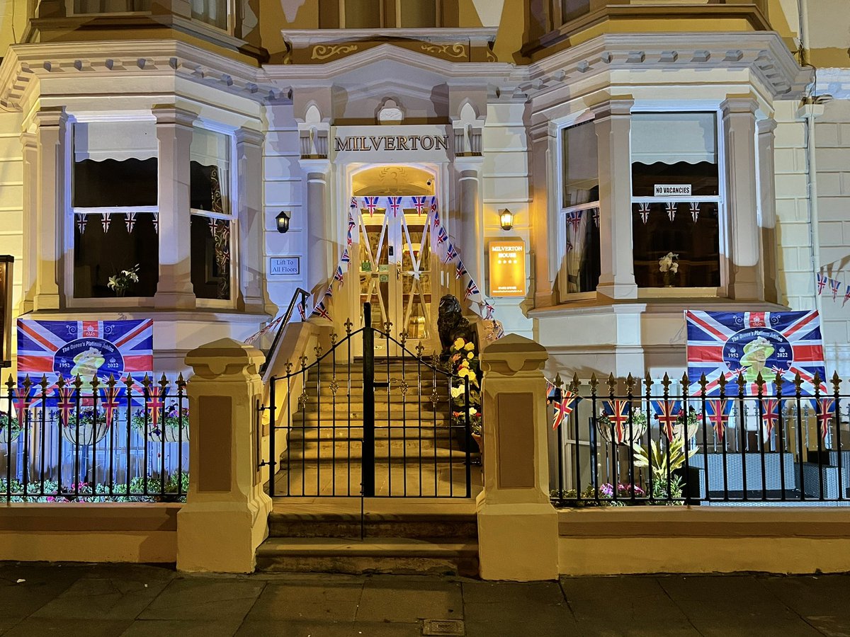 #platinumjubilee2022 #llandudno #milvertonhouse