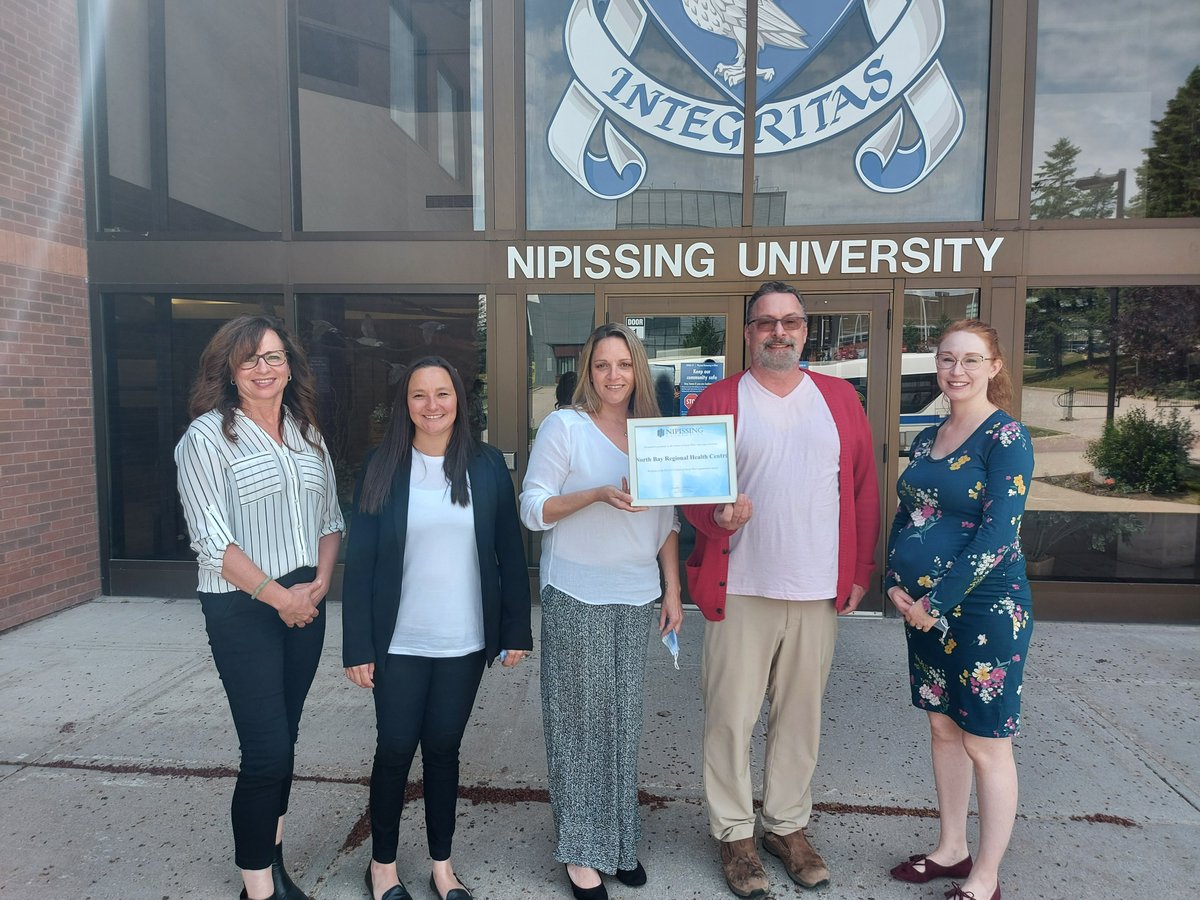 A big #Congratulations to <a href="/NBRHC/">NBRHC</a> for being awarded the 2021-2022 School of Social Work Appreciation Award, recognizing exceptional practicum supervisors in our community! Your commitment to local #socialwork education is invaluable! Thank you!
<a href="/NipissingU/">Nipissing University</a>