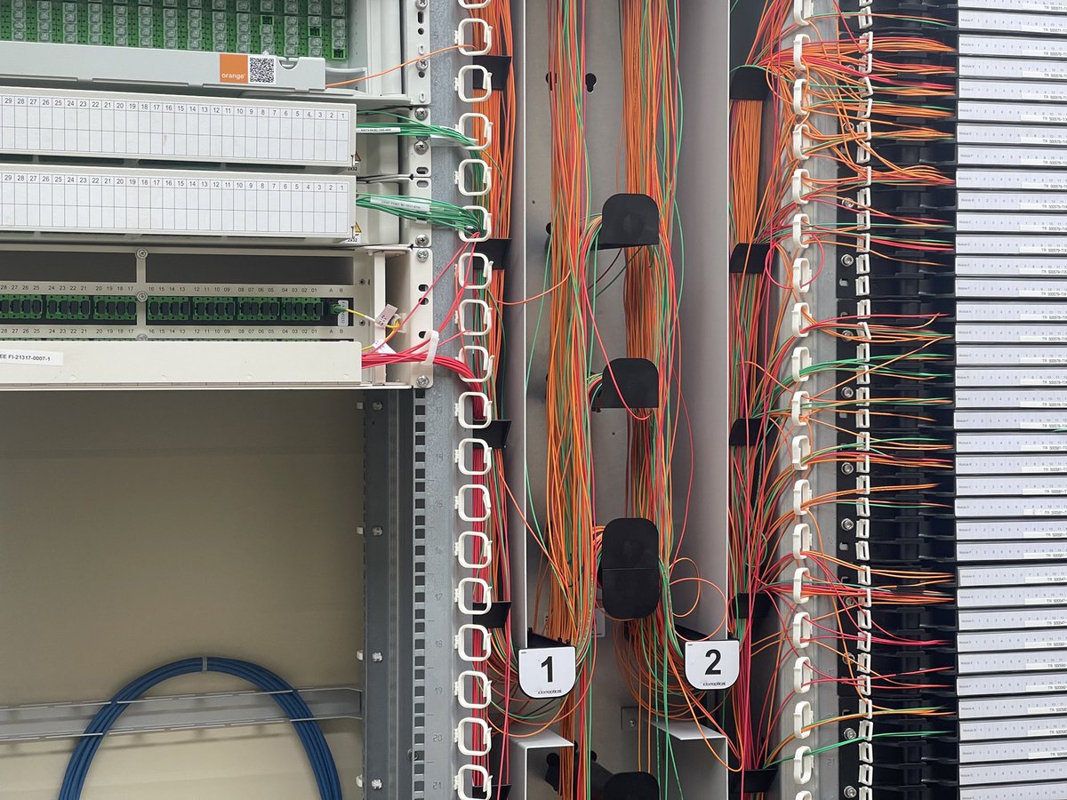 Sauvadet's tweet photo. Inauguration à Is-sur-Tille de l’offre fibre de @bouyguestelecom sur le réseau d’initiative publique du @CD_CotedOr ! 
Un pas de plus dans le déploiement du très haut débit sur 100% du territoire. https://t.co/CF0O9yKNSx