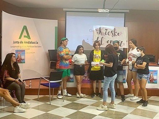 2-06-2022 Alumnado de 3ºESO y 1º de FPB de Peluquería y Estética del  #IESLaPazGranada 
en Encuentro Provincial en el @iamjunta junto @igualdadieszv y @ies_severo_ochoa 
Promovido por @mzceducacion y <a href="/convigualdad/">Convivencia Igualdad</a> 👏🏻👏🏻💜💜💜 Magnífico día de convivencia para aprender y disfrutar