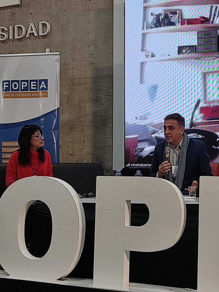 "Todos se van y nosotros queremos entrar. Siempre se va a contramano cuando se cubre una guerra. Es un hecho noticioso único por lo tremendo", <a href="/luchybanez/">Jorge Luis Ybañez</a> <a href="/LAVOZcomar/">LAVOZcomar</a> #congresofopea <a href="/ubpascal/">Universidad Blas Pascal | UBP</a> "Chequear la info es clave para transmitir con honestidad en este viaje a la guerra"