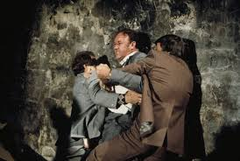merlinpapin3's tweet photo. Un Jour , Une réplique 

"Tous les Américains ont cette idée fausse: le vin voyagera, ce sont les gens qui ont des difficultés."

#FrenchConnection2 de #JohnFrankenheimer avec #GeneHackman #FernandoRey #BernardFresson

@FredOL69007 https://t.co/ylUHKOgJZ6