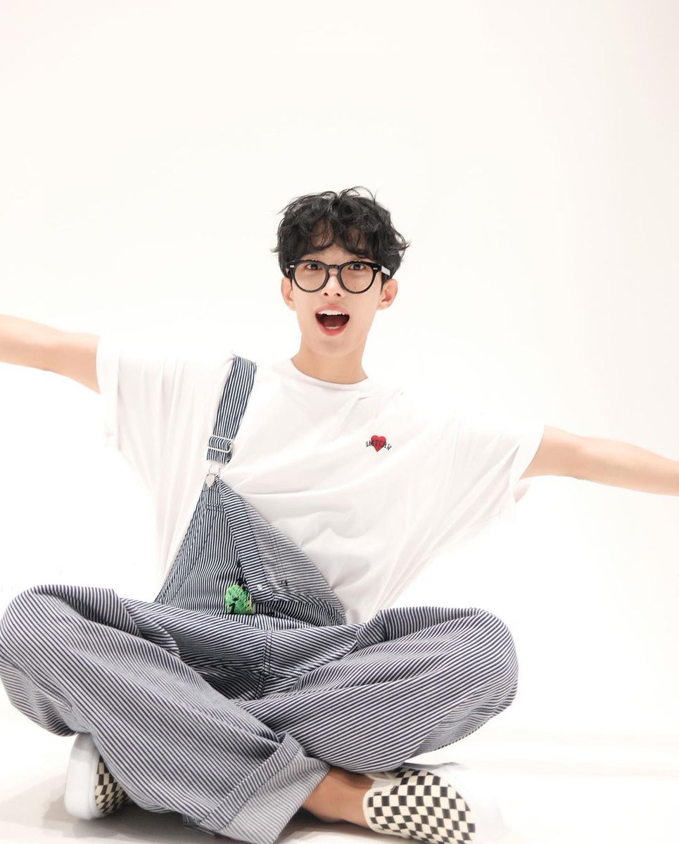 🐰꾸다 tweet media