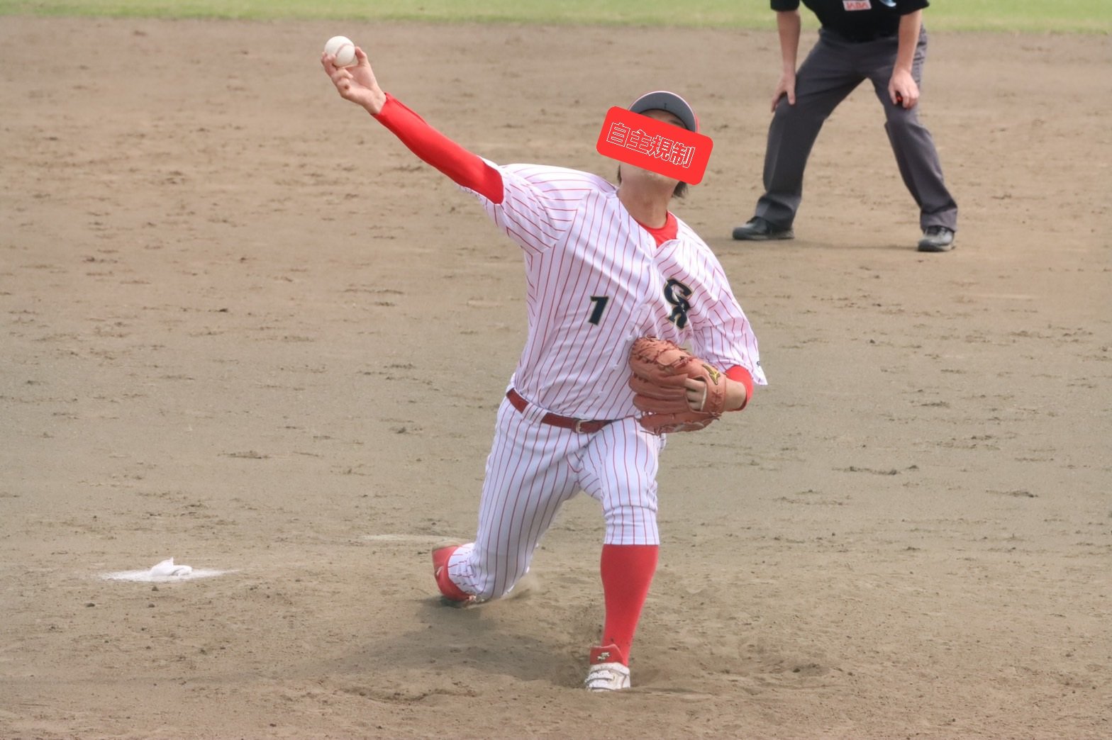 岩見正道 約16年間くらいピッチャーを離れて まさか40歳 41歳で硬式野球でマウンドに立つことになるとは思ってもいませんでした 軟式野球では今でも投げてますが でも マウンドからの眺めは最高で楽しいです 笑 それと引換に身体を痛めて現在も