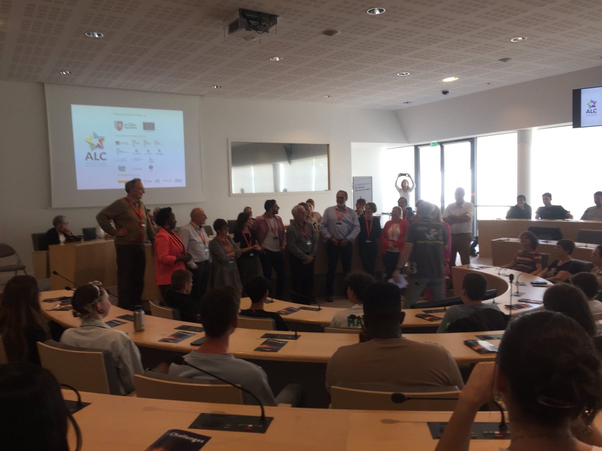 Magnifique finale régionale ce jour à Limoges : l’Association limousine des challenges est un partenaire précieux de l’Education Nationalepour développer le goût d’entreprendre chez nos jeunes collégiens, lycéens et étudiants