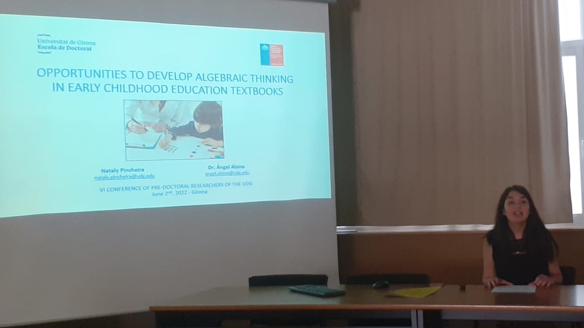 JoDoc_UdG's tweet photo. La Nataly Pinchiera (@greca_udg, @UdGEducacioPsic) torna a les Jornades Predoctorals per presentar-nos les oportunitats de desenvolupar el pensament algebraic en llibres de text dels infants. #JoDoc2022

@AngelAlsinaP https://t.co/CHXD9h3ooT