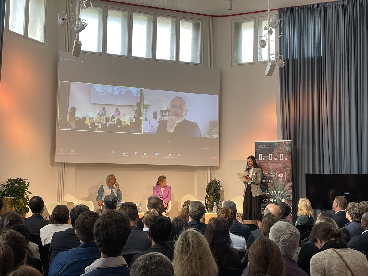 Robin Hodess tweet media