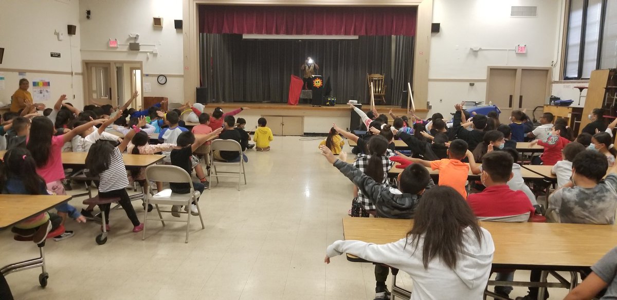 At Pugh Elementary there is always magic happening! Students enjoying a Magic Show!! <a href="/EricaMGil/">Erica Gil</a> <a href="/EricaMGil/">Erica Gil</a> <a href="/HoustonISD/">Houston ISD</a> <a href="/HISDEspanol/">HISD Español</a>