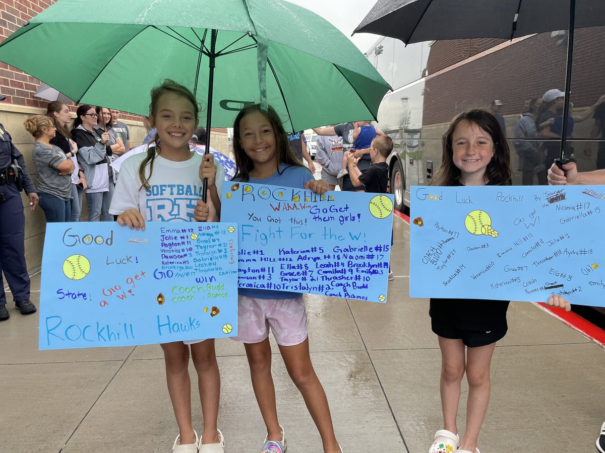 Hferguson28's tweet photo. True fans show up!  Love these little ones so much!  Check out those signs! @FierceFolsom @RockHillSBall @PISD_Athletics @ProsperISD https://t.co/lAEeo4T899