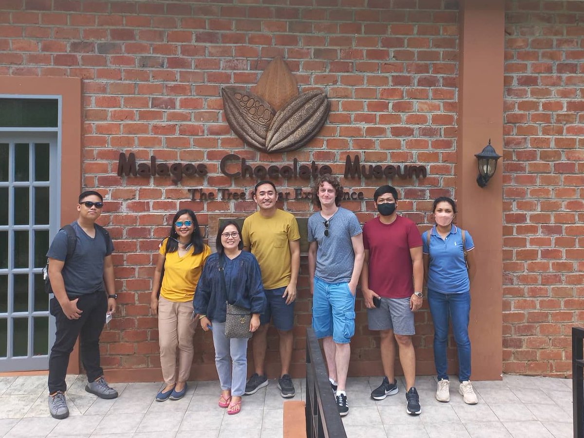 AgEconUGent's tweet photo. Hans De Steur & the core Filipino project team visiting best practices in Davao to improve cacao processing and marketing in Bicol region. ๐ต๐ญ๐ซ
@VLIRUOS #CBSUA #SLU #CLSU #cacao #tableya #chocolate #Philippines @ResearchUGent #UGent https://t.co/tweGiE1i8b