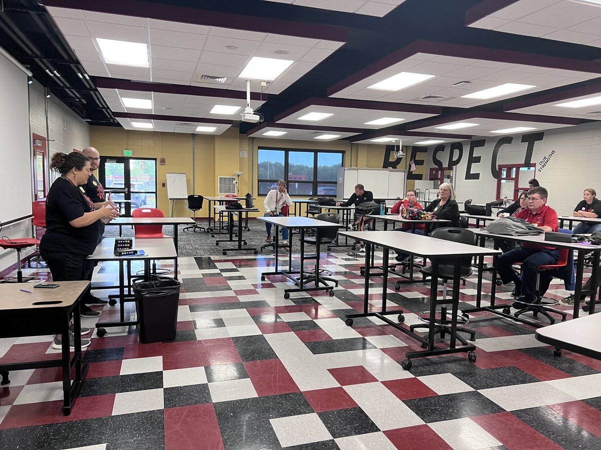 i2Conference's tweet image. Secondary teacher Block Party, A Pre-Reading Text-Based Activity! 

#I2Conference
#INelearn