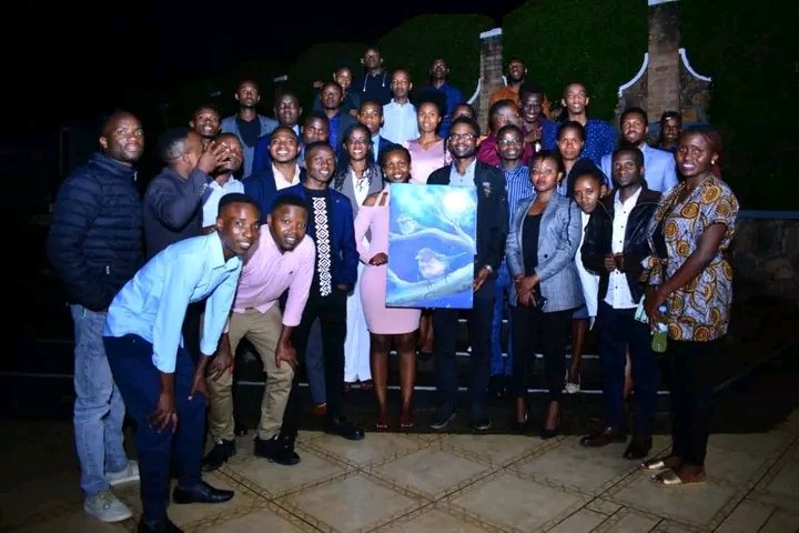 RPSARwanda's tweet photo. Congrats to #PharmacyStudents for successfully defending your theses. The country is lucky to have such competent, smart and united healthcare providers! 

@RwandaHealth @RwandaCPU @RwandaNPC @Uni_Rwanda @UCmhs https://t.co/wYFRjaZbnY