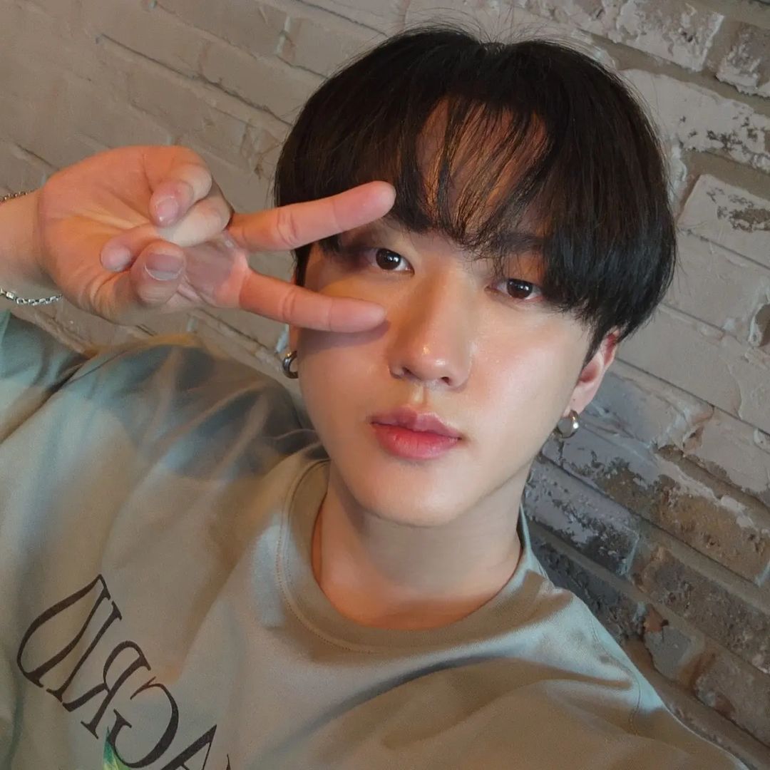 myeoncas's tweet photo. king of selfies changbin
#Changbin #창빈
#셀카천재_여기왔다 https://t.co/flb3gkmpvI