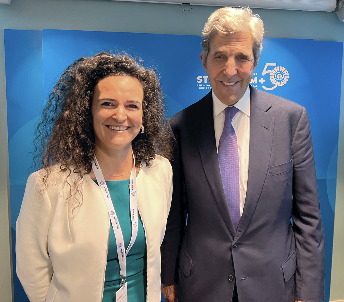 MafaldaDuarte's tweet image. Substantive meeting today with @ClimateEnvoy @JohnKerry around accelerating a just energy transition in developing countries. Core to @CIF_Action&apos;s mission and #ClimateAction everywhere.

Enormously grateful for US leadership in creating the jobs and markets of the future.