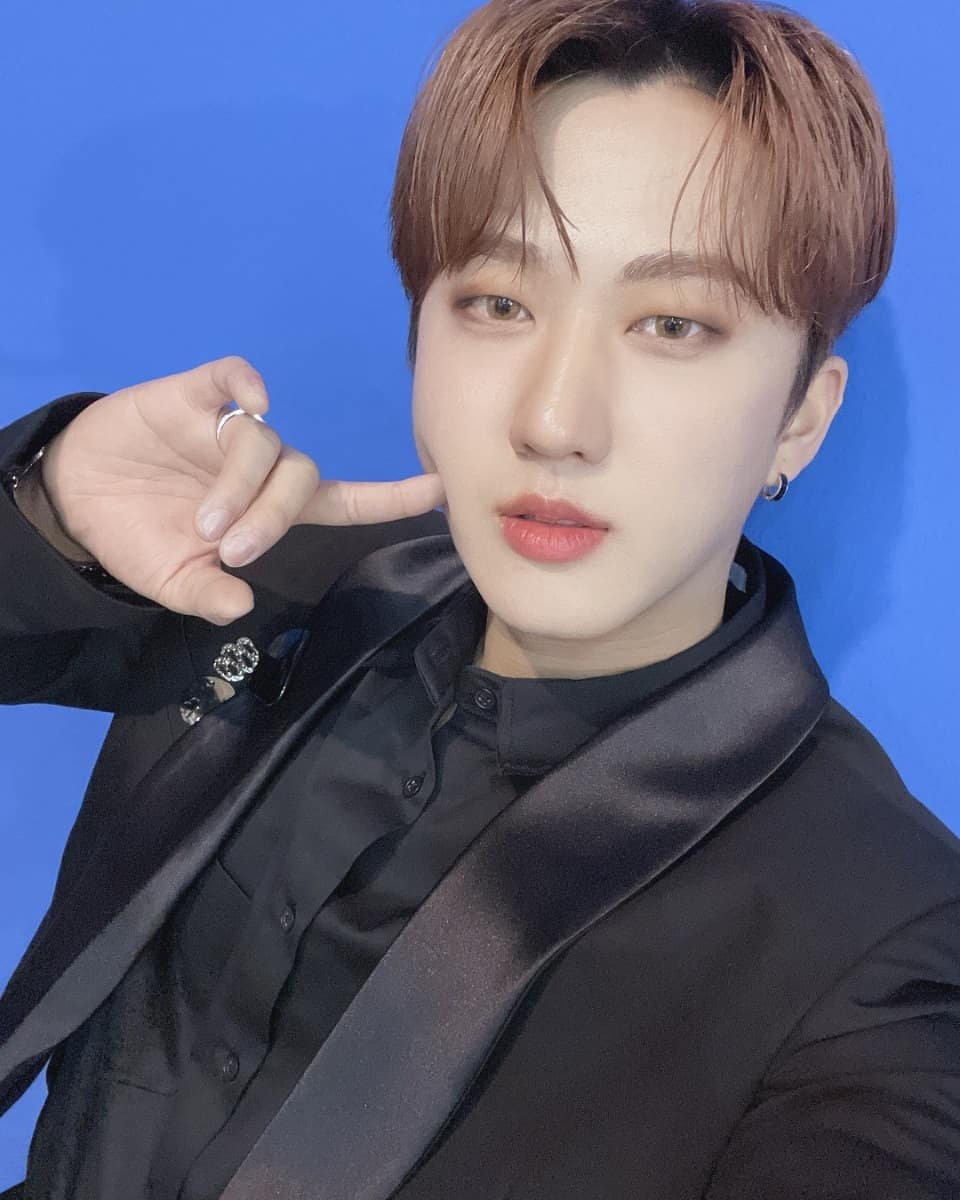 myeoncas's tweet photo. seo changbin is the king of selfies 💙
#Changbin #창빈
#셀카천재_여기왔다 https://t.co/ntzLxIFiQr