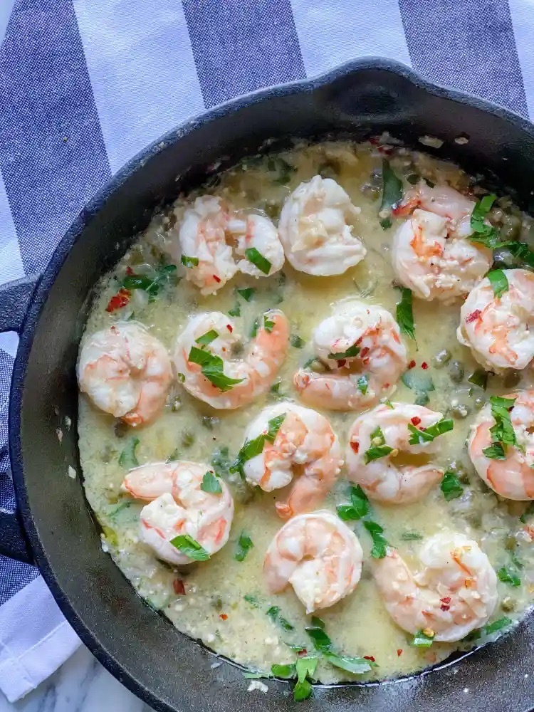 FoodSocial_io's tweet photo. We are so excited to now have @realfoodwithaltitude as a member of our ever growing FoodSocial family ❤️

Heres a sneak peak of what you can find on her profile:

1: Salmon Burgers with Lemon Dill Sauce
2: Summer Shrimp Piccata
3: Potachos
4: Curry Chicken Meatballs https://t.co/DVGmkCyffy