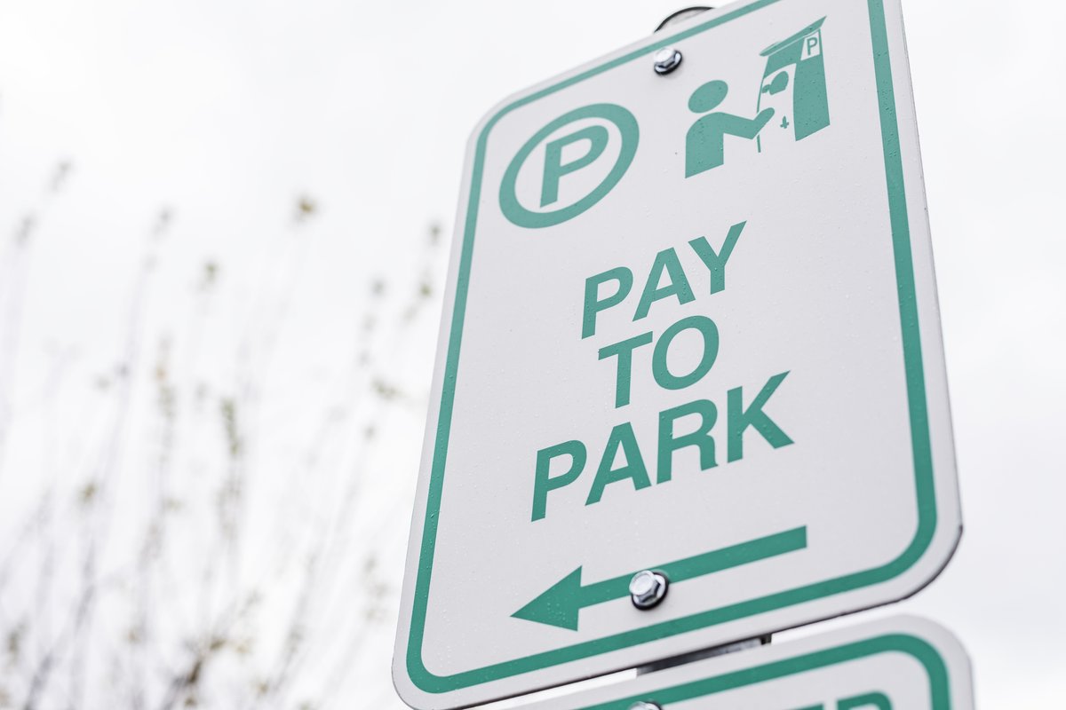 TownofCanmore's tweet photo. Registration for your Canmore Resident Parking Permit is now open!

➡️ All Canmore residents are eligible for the Canmore Resident Parking Permit, which allows permit holders to park for up to three hours daily in paid zones. Register for your permit at https://t.co/mcvJwz5cwh https://t.co/7nVtzCAmDD