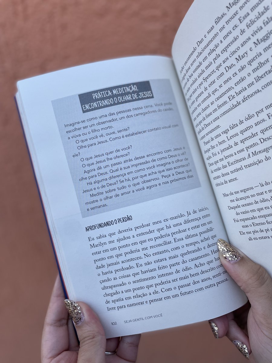 mundocristao's tweet photo. SORTEIO DE LANÇAMENTOS 
Vamos sortear um exemplar de “Seja gentil com você”! 📚🤩

Para participar, é só:
- Curtir este tweet.
- Dar RT.
- Seguir a MC aqui no Twitter.

📢  Resultado dia 06/06. https://t.co/1CDG3R8EsP