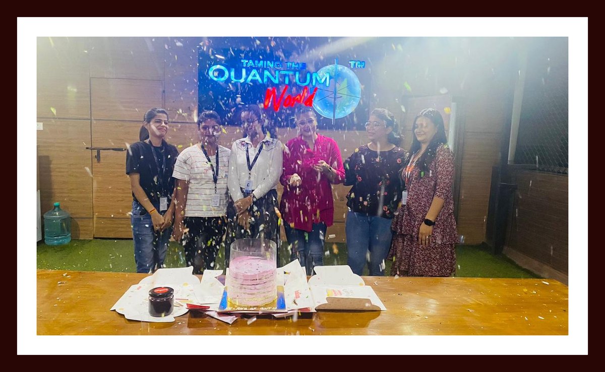 quantumwrldtech's tweet photo. Your #Loyalty and #Hard_Work Can't Be #Remunerated but Can Be #Appreciated and #Motivated. Hero's of Quantum World Technologies Inc!!!

#internationalhrday #leadershipqualities #professional #teammanagement #motivation #hardwork #QuantumWorld https://t.co/U4uPRDMUCO