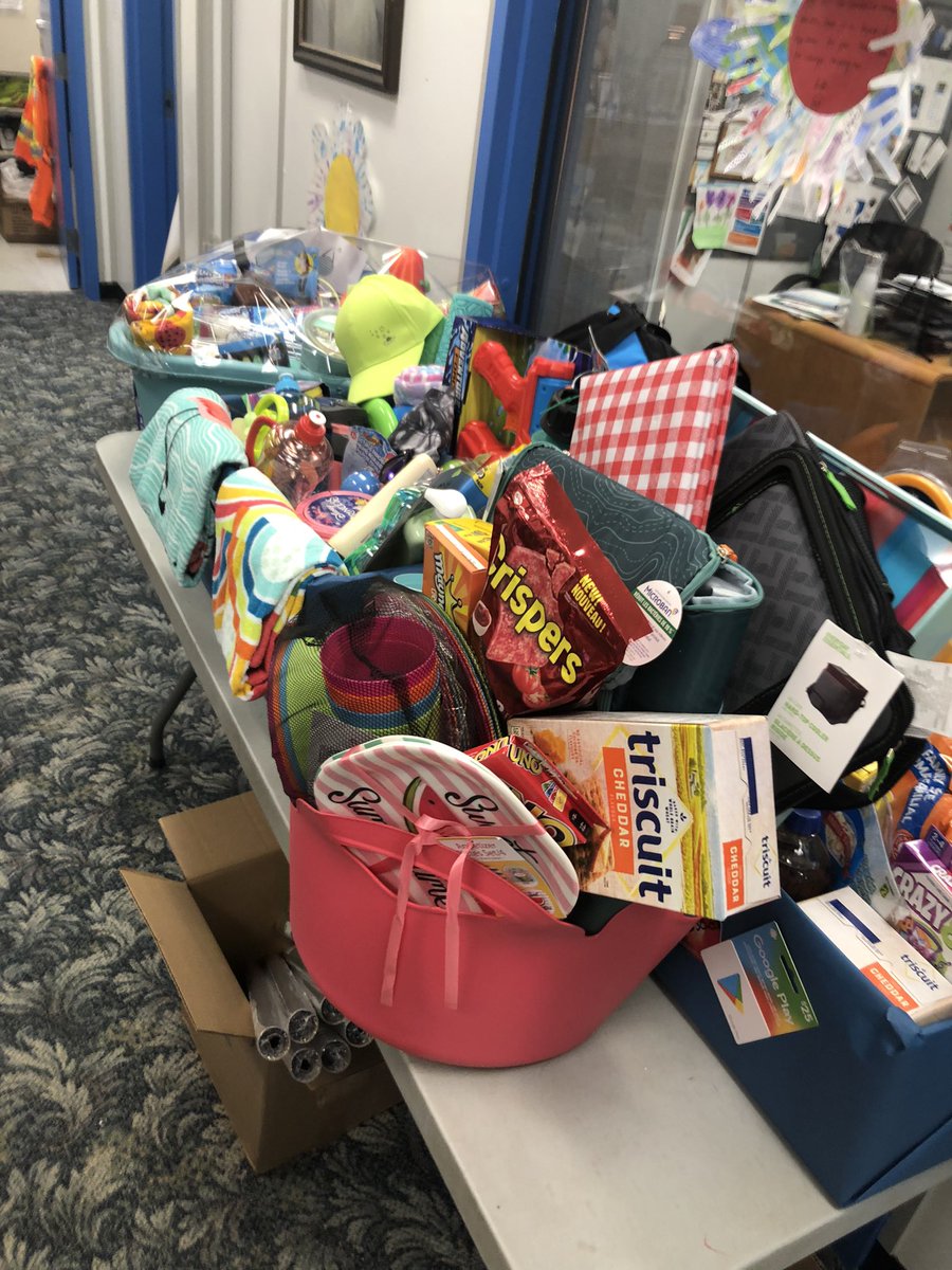 GoodShepherdYMM's tweet photo. So excited for this evenings Spring Fling Family Dance and Basket Raffle! #LeadLikeaShepherd @GoodShepherdYMM @fmcsd https://t.co/jbgZVVCmfE