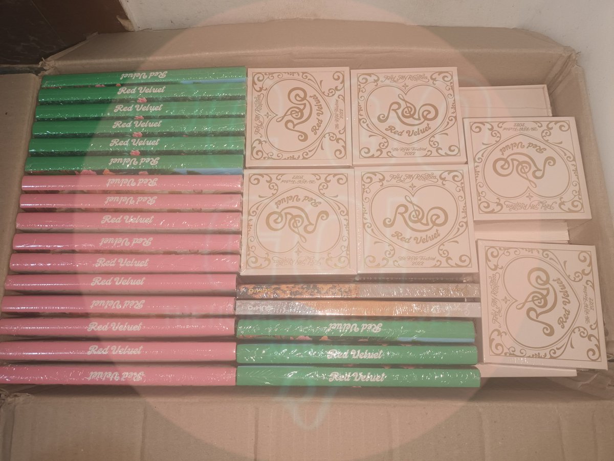 RVGoGoMerch's tweet photo. #PCGG_UPDATES
Some FMR from Interasia and Seulgi Poster Book already arrived. Will pack tonight para bukas masendan ko na po kayo ng SCO link and makapagbook na ng GGX direct. Pawait na lang po ng mga ready for shipping na. We will dm you if ready for shipping na po sa inyo😊 https://t.co/Q0MXY3rtT4