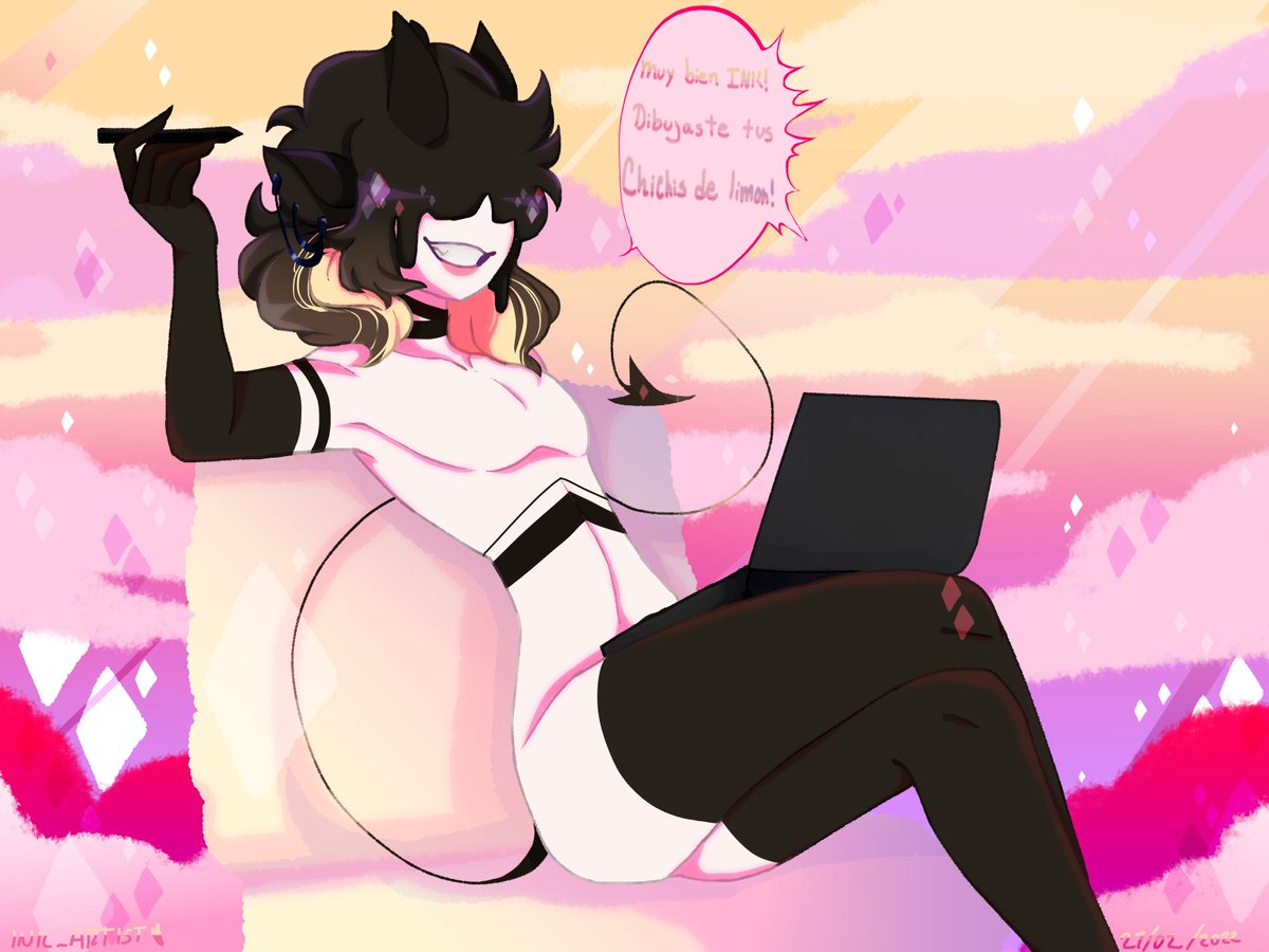 akepedo's tweet photo. @tortugasninjaa No me decido pero mientras tenga chocolate me gusta UwU 

Posdata tampoco me decidía con los dibujos jsjs https://t.co/o4TYkaK4IA