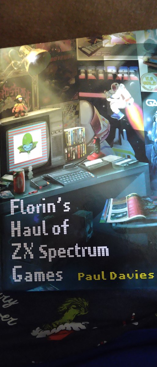 eddie_cap1976's tweet image. A couple of weeks back, my order from Retro Fusion Books arrived after a delay (post office not delivering etc), and it was worth the wait. What a brilliant book! #FlorinsHaulOfZXSpectrum #FusionRetroBooks #NotAnAd