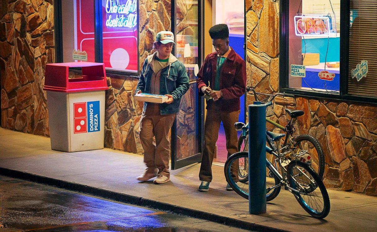 DominosPizza_ES's tweet photo. sorry bebé #FACTS
#StrangerThings4 https://t.co/ZOfyr6gS12