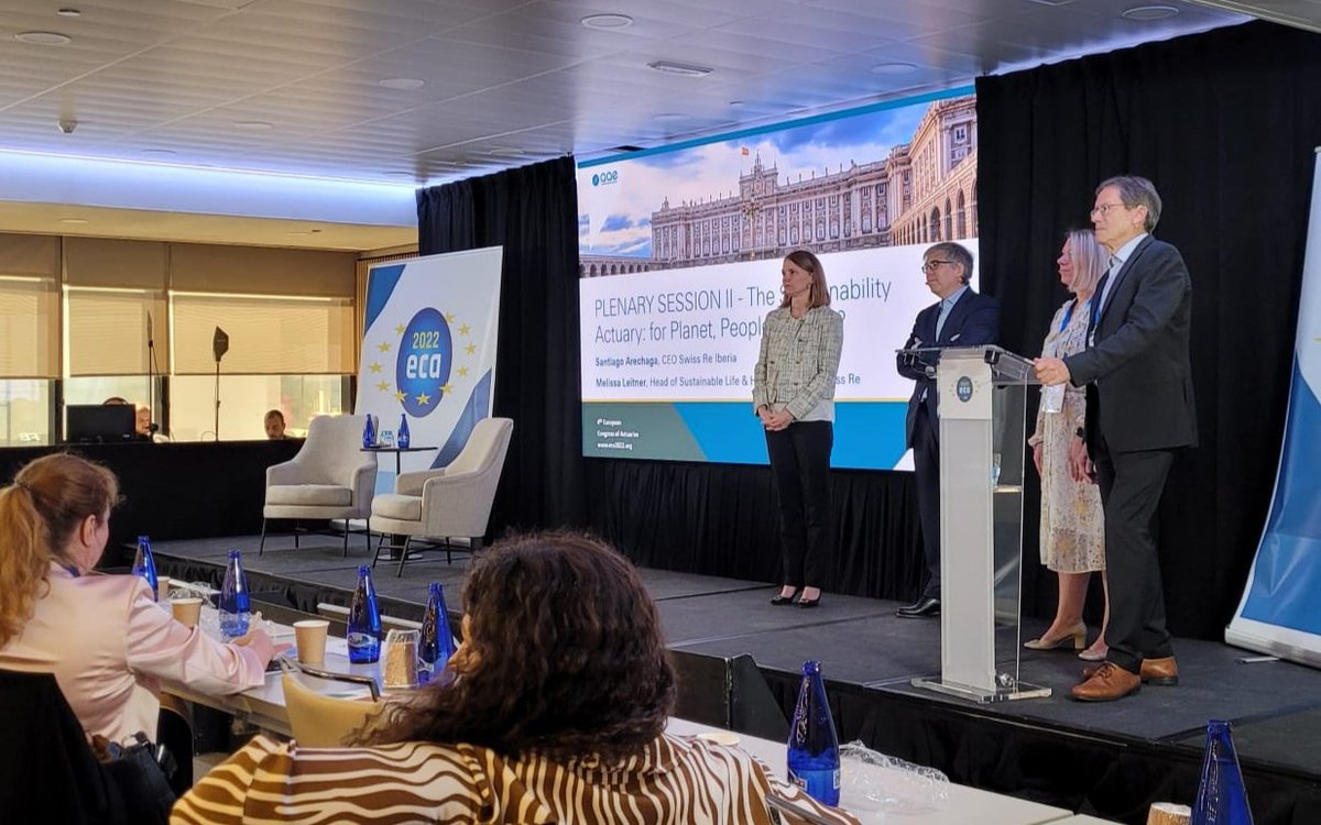 eca2022's tweet photo. Full plenary hall at ECA2022! Thanks, Santiago Arechaga &amp; Melissa Leitner, for the interesting fire side chat! #ECA2022 @InfoAAE @SwissRe https://t.co/Iot3SWEDqM