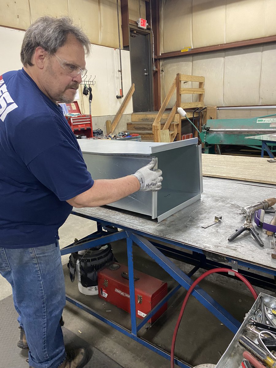 The sheet metal shop in full swing just before lunch break! Another awesome treat to the office in Attleboro. Tacofied Food Truck!

<a href="/TacofiedTruck/">TacofiedTruck</a> 

#lovewhereyouwork #esi #hvaclife