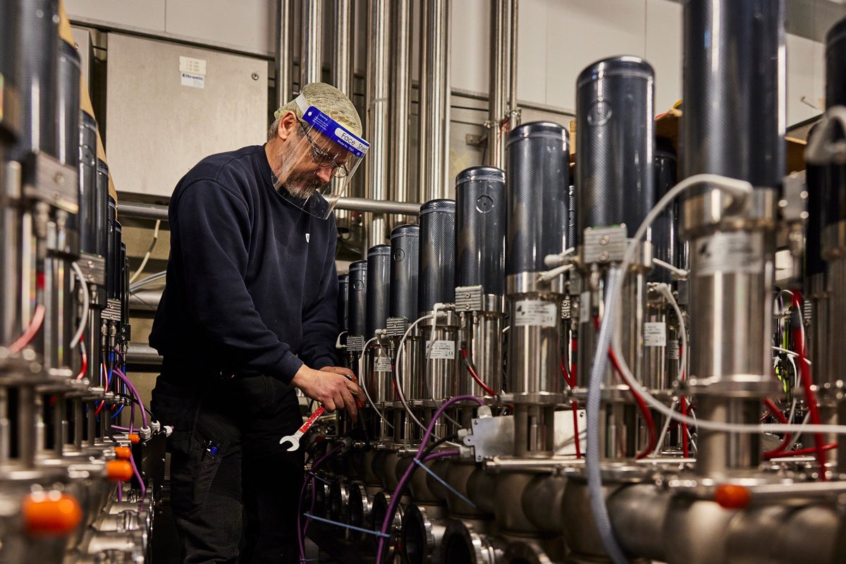 hydractvalves's tweet photo. Pneumatik / Druckluft:
Ineffiziente Technologie + Optimierungen
= ineffiziente Technologie (minimal optimiert)
Alternativen zur Pneumatik/Druckluft:
Effektive & Effiziente Technologie
= nachhaltige Technologie + neue Möglichkeiten
#Hydract #NoPneumatics #Nachhaltigkeit https://t.co/9sDQTz60wa