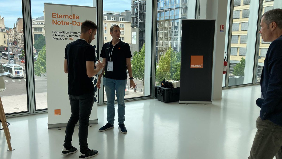 Geoffroy Fourgeaud (@gfourgeaud) on Twitter photo #Orange la filière RH est fière d'accompagner l'Université #ANDRH 2022. Passez nous rendre visite au Corner #Orange. Expérimentez l’animation VR #eternellenotredame avec les #ambassadeursdigitaux de Nancy. #UNIANDRH2022 <a href="/StephaneGiudic1/">Stephane Giudicelli</a> @Faskofare @KarineDelonnel #Orange la filière RH est fière d'accompagner l'Université #ANDRH 2022. Passez nous rendre visite au Corner #Orange. Expérimentez l’animation VR #eternellenotredame avec les #ambassadeursdigitaux de Nancy. #UNIANDRH2022 <a href="/StephaneGiudic1/">Stephane Giudicelli</a> @Faskofare @KarineDelonnel