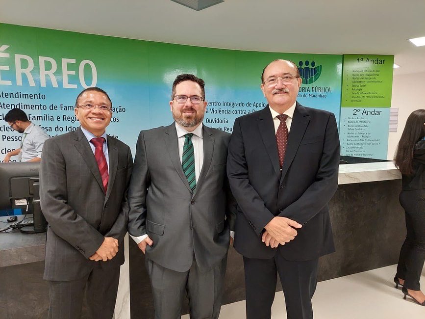 cesarpiresdep's tweet photo. Participei da posse do novo defensor-geral da Defensoria Pública do Maranhão, Gabriel Furtado, que substitui o defensor Alberto Bastos no comando da instituição. 
Todo meu apoio e reconhecimento à DPE, por assegurar os direitos dos cidadãos maranhenses, sobretudo dos vulneráveis. https://t.co/PoNfYAyWdY