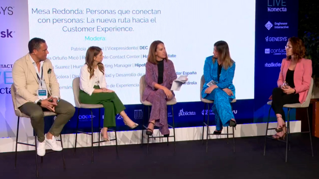 Personas que conectan con personas: la nueva ruta hacia el Customer Experience ya en directo. Participan Núria Ortuño Micó de HAYA Real Estate, Noelia Suarez de Hipotecas.com, Daniel Solera de Hyundai y Lorena Fernández de Iberdrola. Modera Patricia Jimenez de MetLife