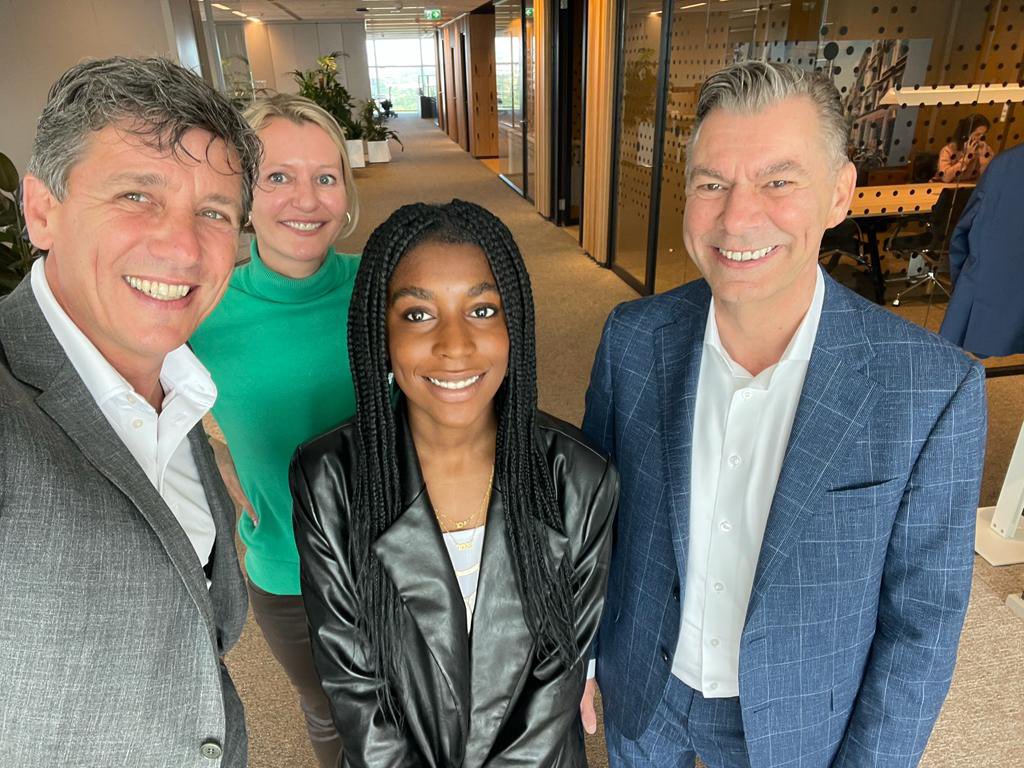 Vandaag heb ik het stokje overgedragen  aan #JINCBaasvanMorgen Christabel Acheampong!