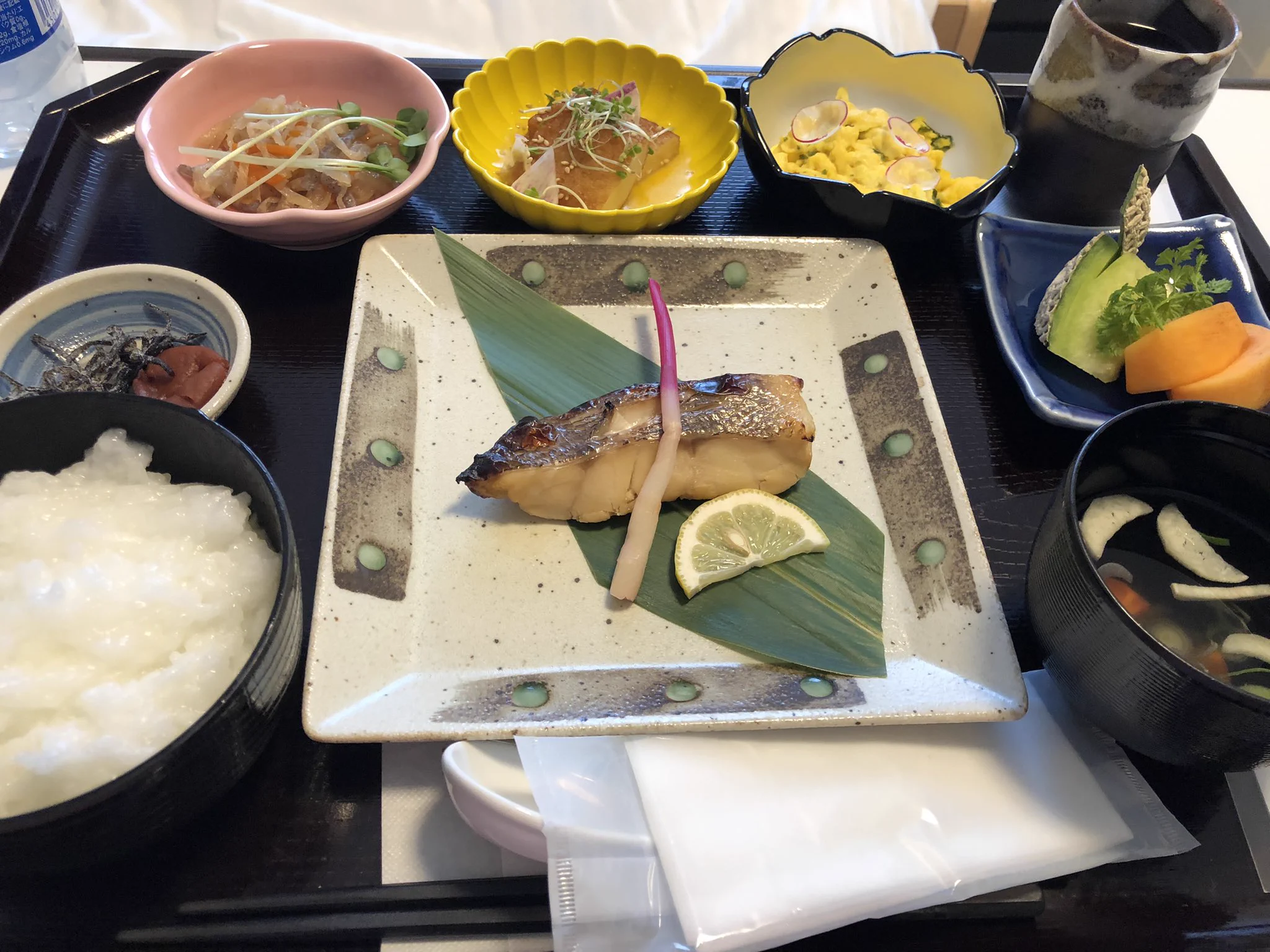@pirika_mm わたしも汁だと思っていたらお米がお粥なだけで普通食でした😳 