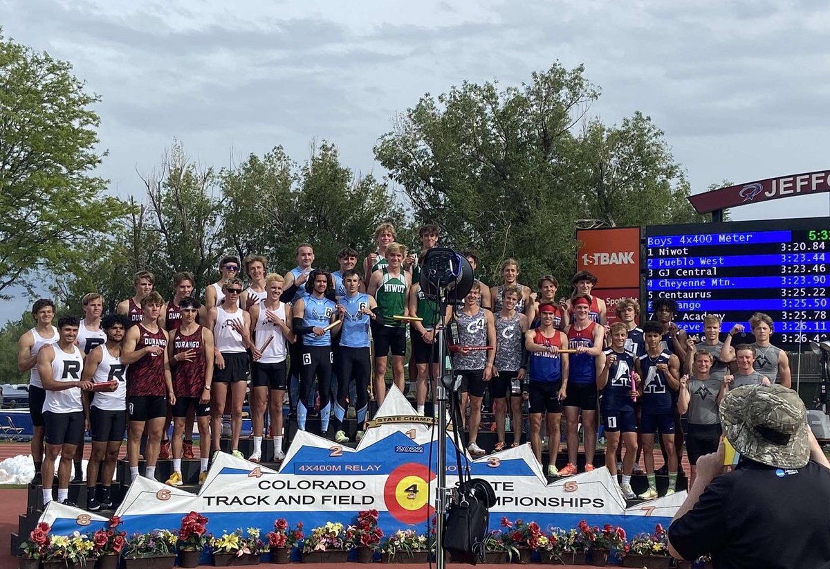 jadenc27's tweet photo. Placed 8th at state in the 4x4. We ran a 3:26.11 and I split a 51.5. It was a great way to end the season. https://t.co/DR1x5aYGAW