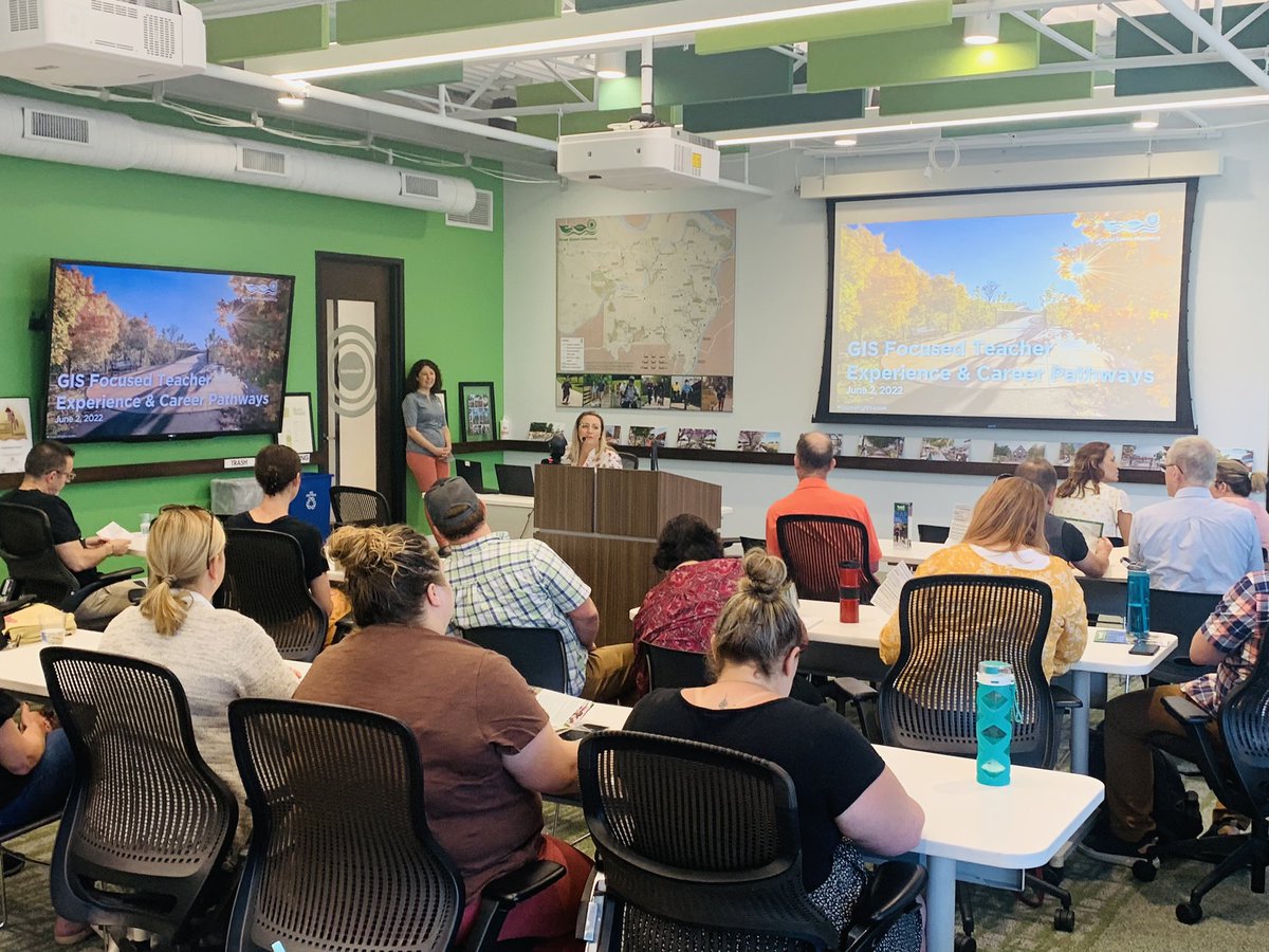 Kicking off day 3 of the GIS professional development with <a href="/MehlvilleSD/">Mehlville School District</a> and <a href="/AfftonSchools/">Affton Schools</a> educators at <a href="/GreatRiversSTL/">GreatRivers Greenway</a>.