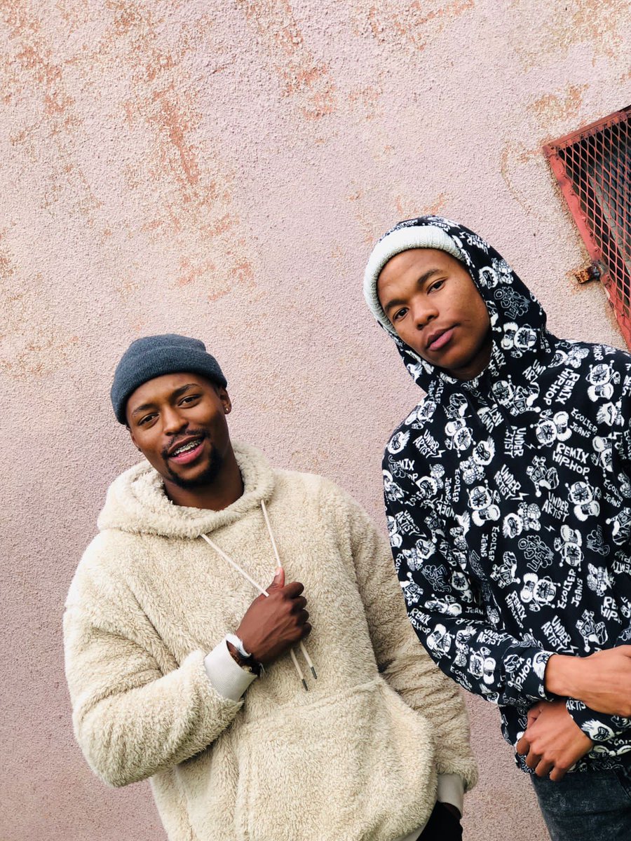 langa ☀ tweet media