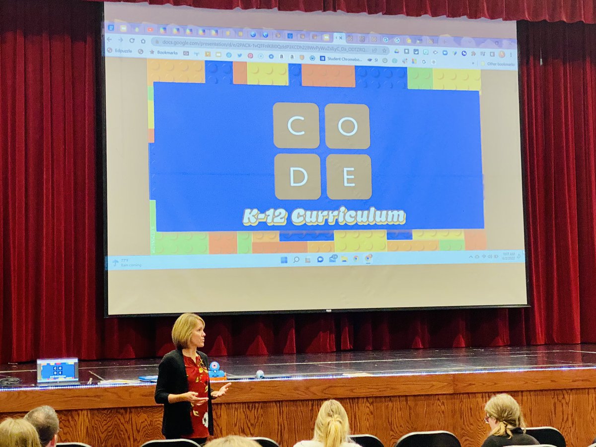 R11X's tweet photo. #CreateCon22 Christine Danhoff
is sharing fantastic coding resources to support educators in integrating computer science into the K-8 curriculum. โจ๐คฉ https://t.co/LWWEcGYyhd